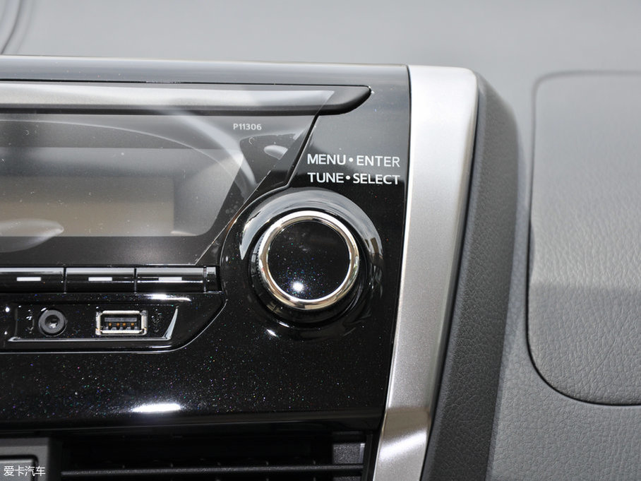 2017YARiS L  1.3E քȄӰ