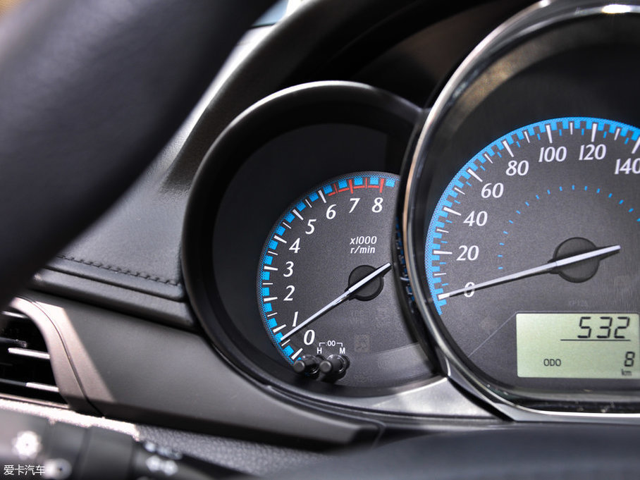 2017YARiS L  1.3E քȄӰ