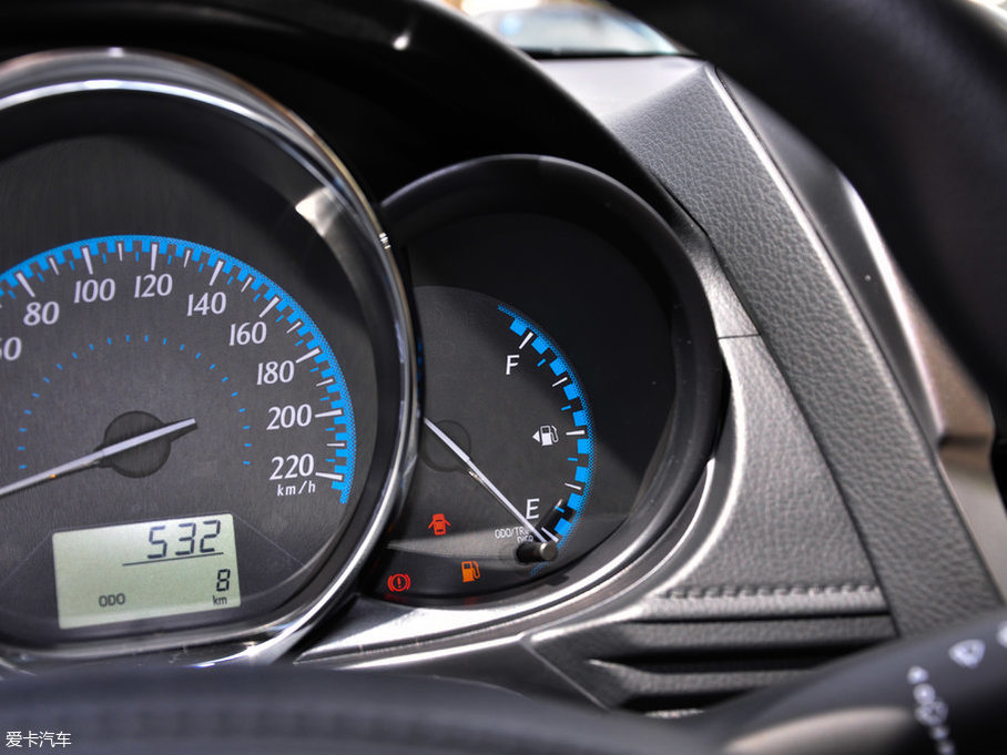 2017YARiS L  1.3E ք(dng)Ȅ(dng)