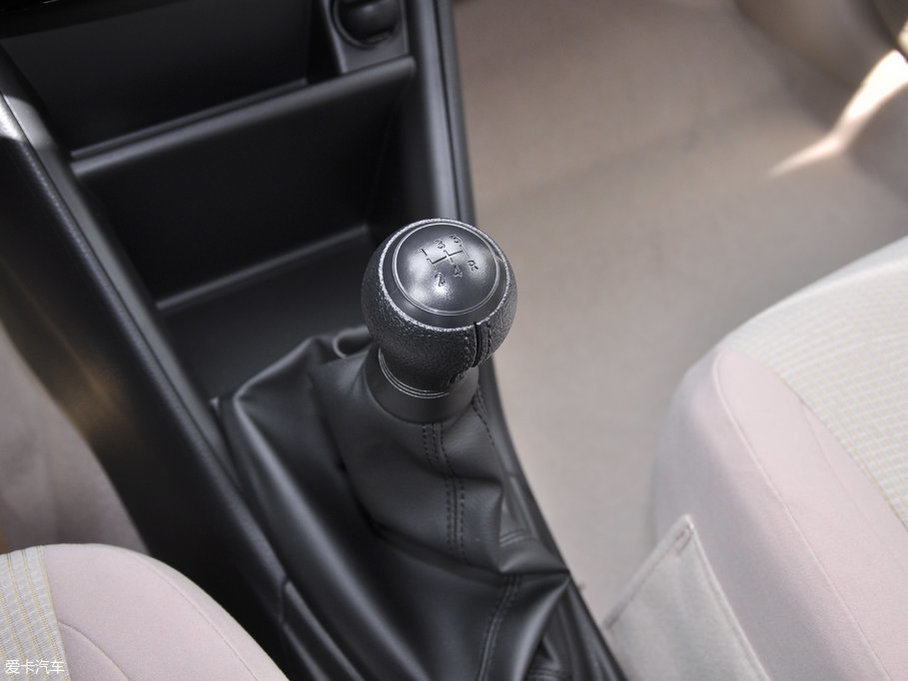 2017YARiS L  1.3E ք(dng)Ȅ(dng)