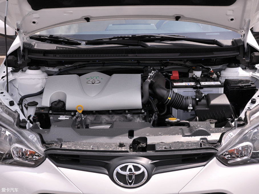 2017YARiS L  1.3E քȄӰ