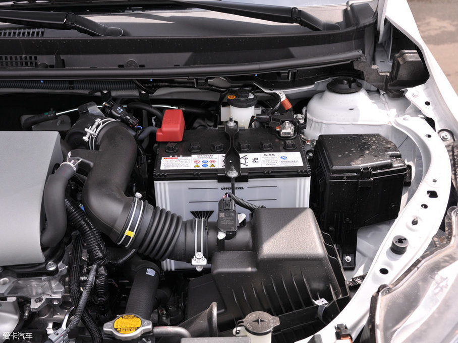 2017YARiS L  1.3E քȄӰ