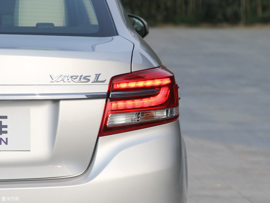 2017YARiS L  1.5GS CVTJӰ