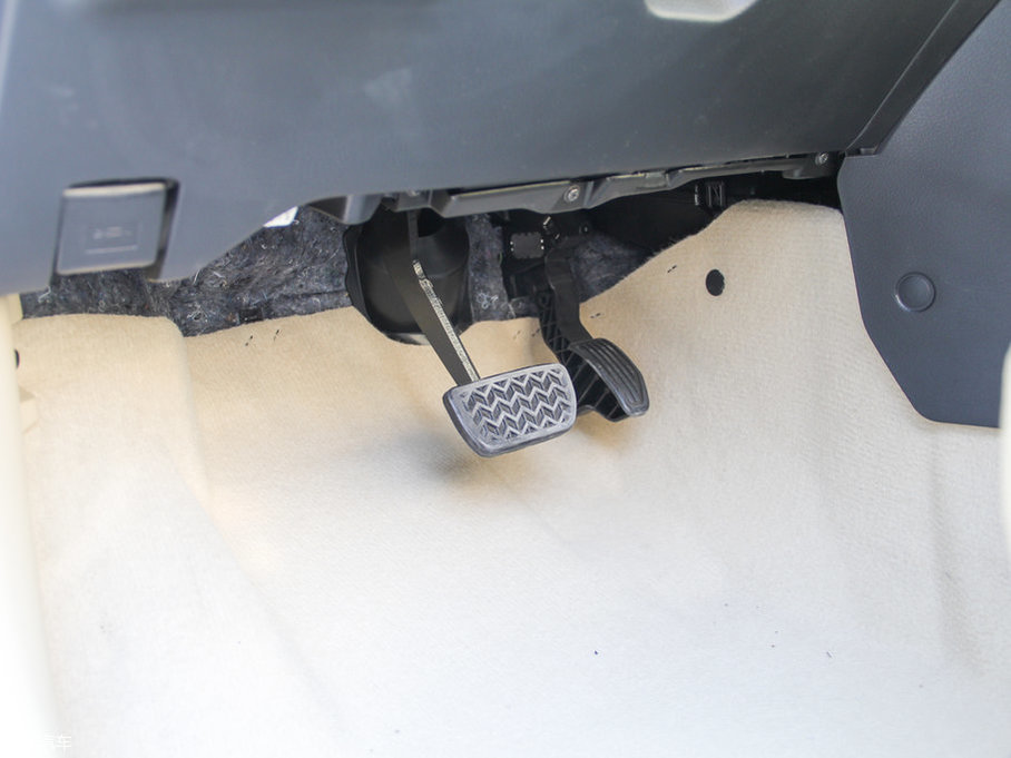 2017YARiS L  1.5GS CVTJӰ