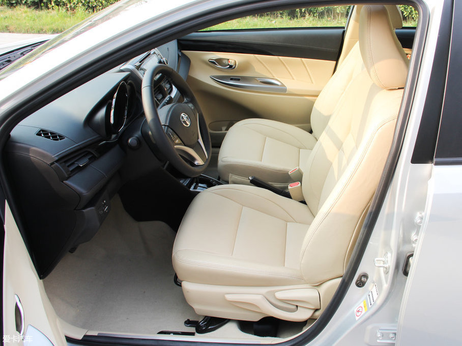 2017YARiS L  1.5GS CVTJӰ