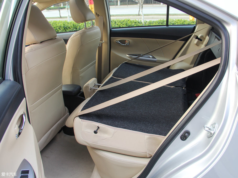 2017YARiS L  1.5GS CVTJӰ