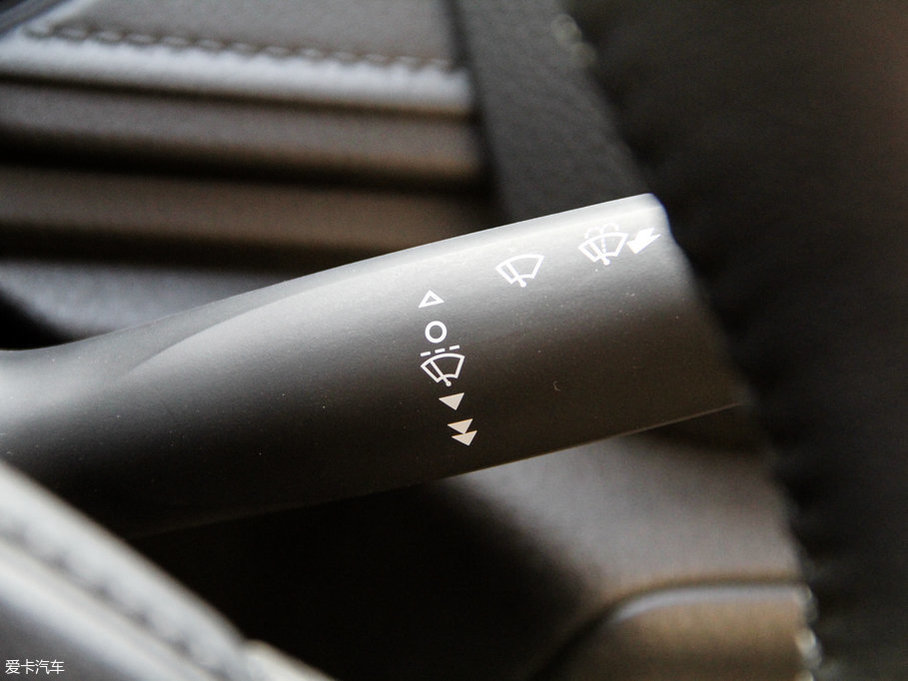 2017YARiS L  1.5GS CVTJӰ