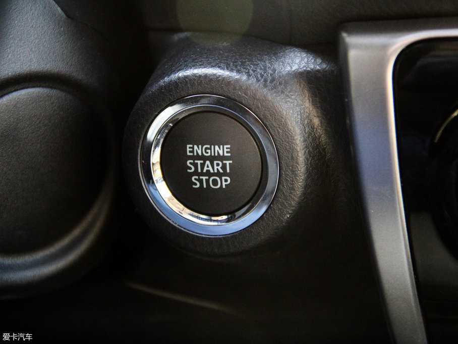 2017YARiS L  1.5GS CVTJӰ