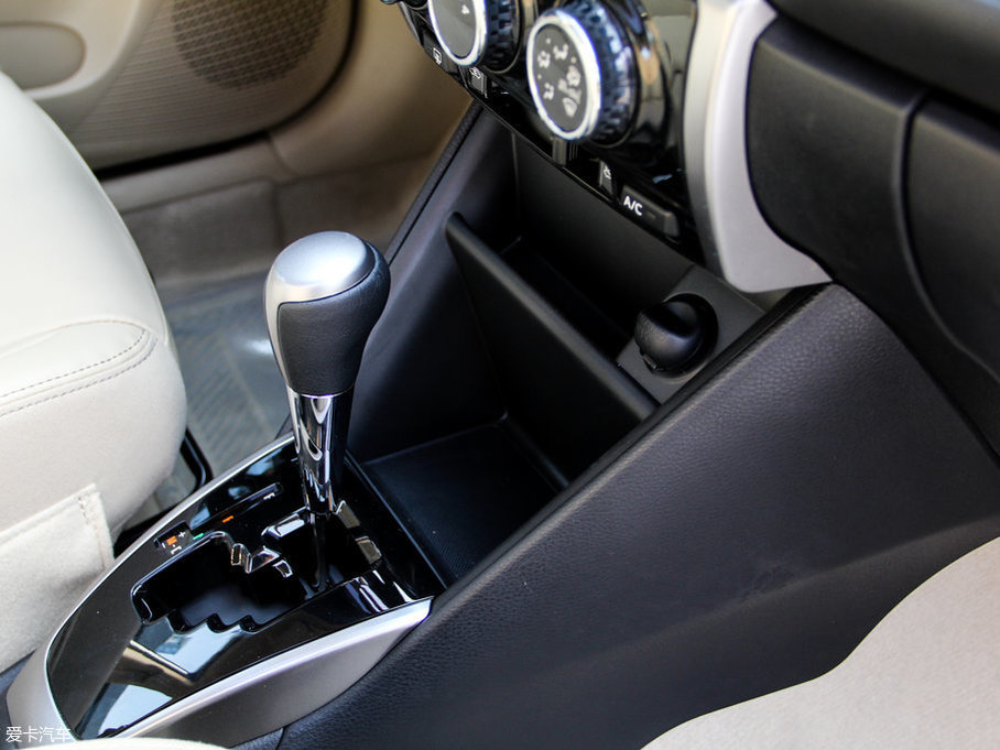 2017YARiS L  1.5GS CVTJӰ