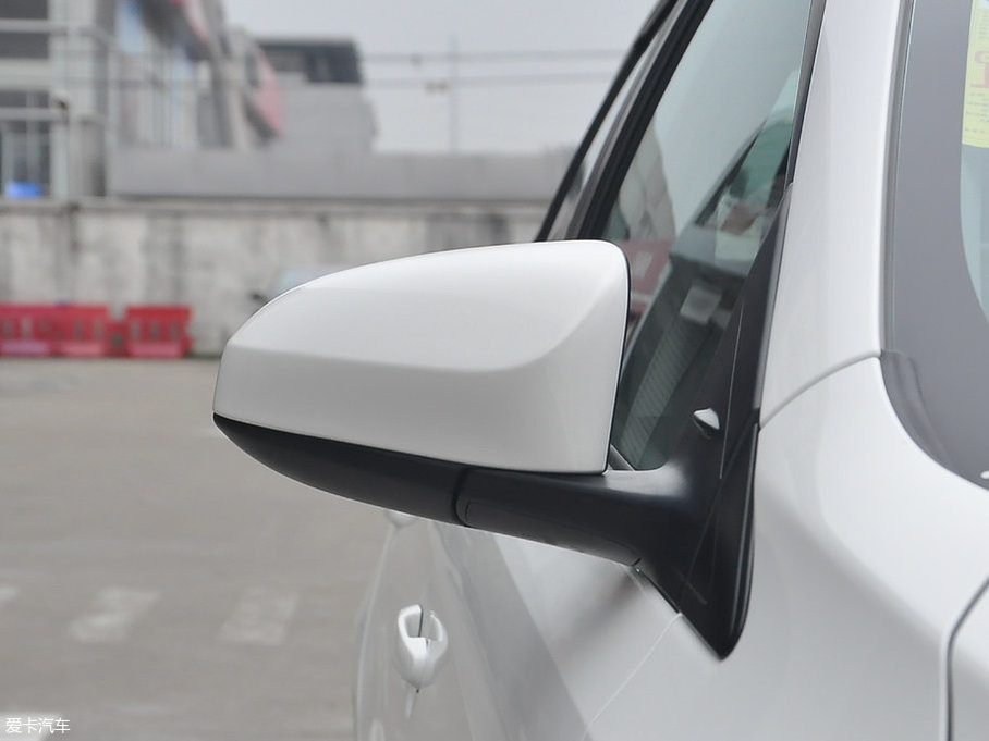 2017YARiS L  1.5G CVTń(dng)촰