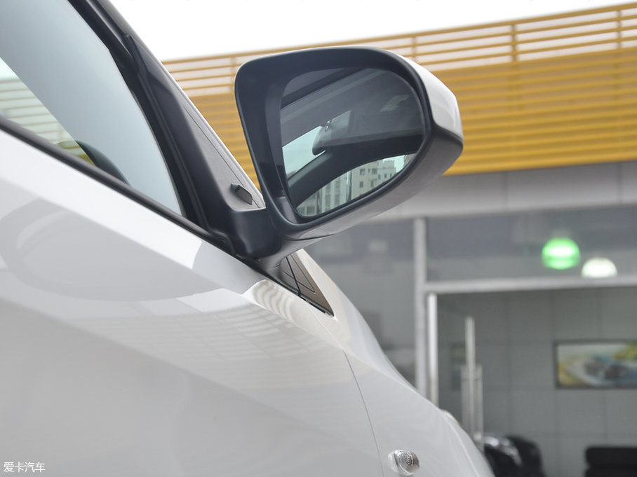 2017YARiS L  1.5G CVTń촰