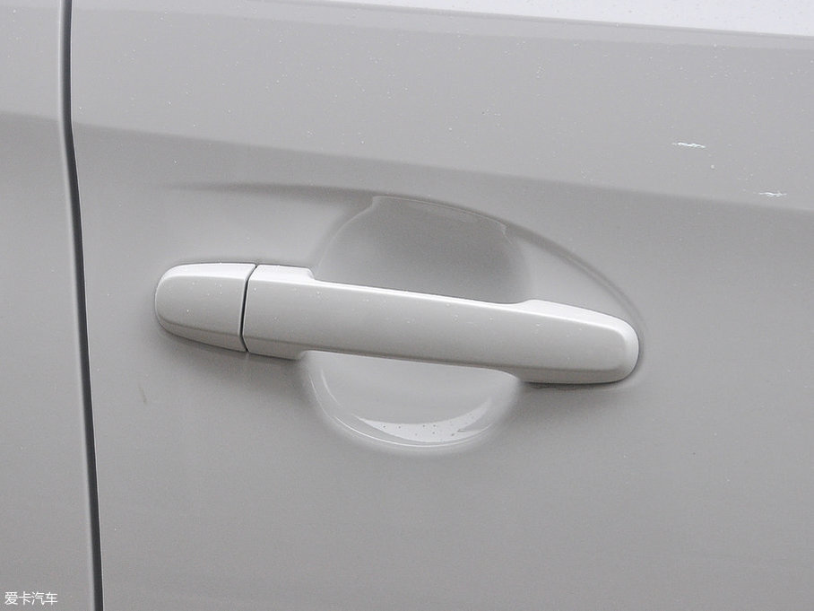 2017YARiS L  1.5G CVTń(dng)촰