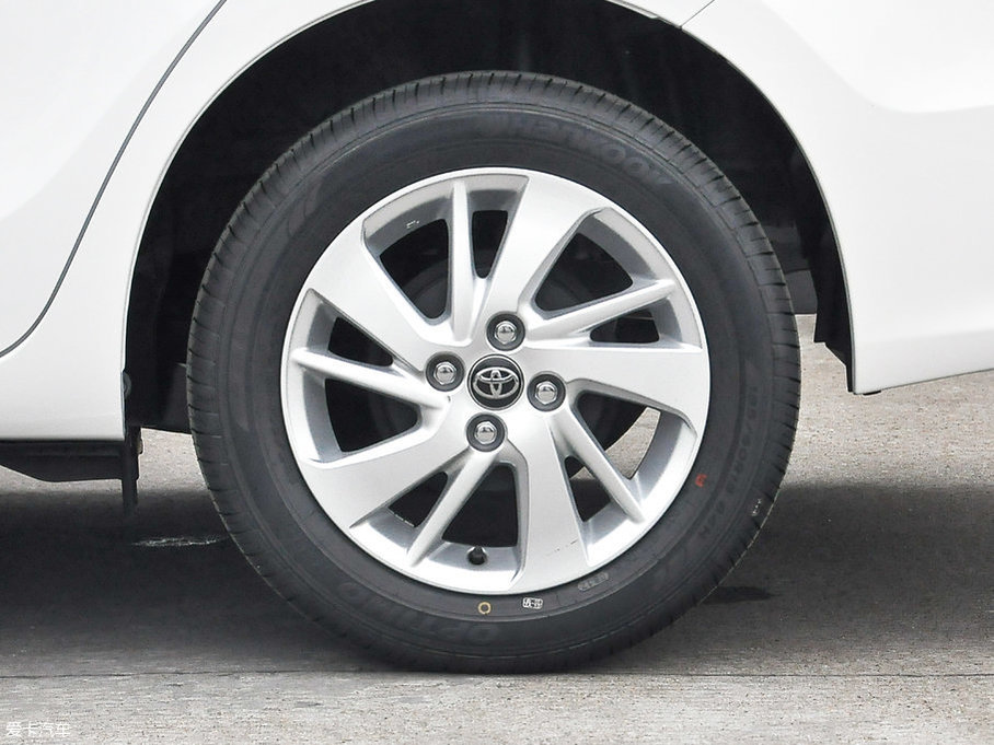 2017YARiS L  1.5G CVTń촰