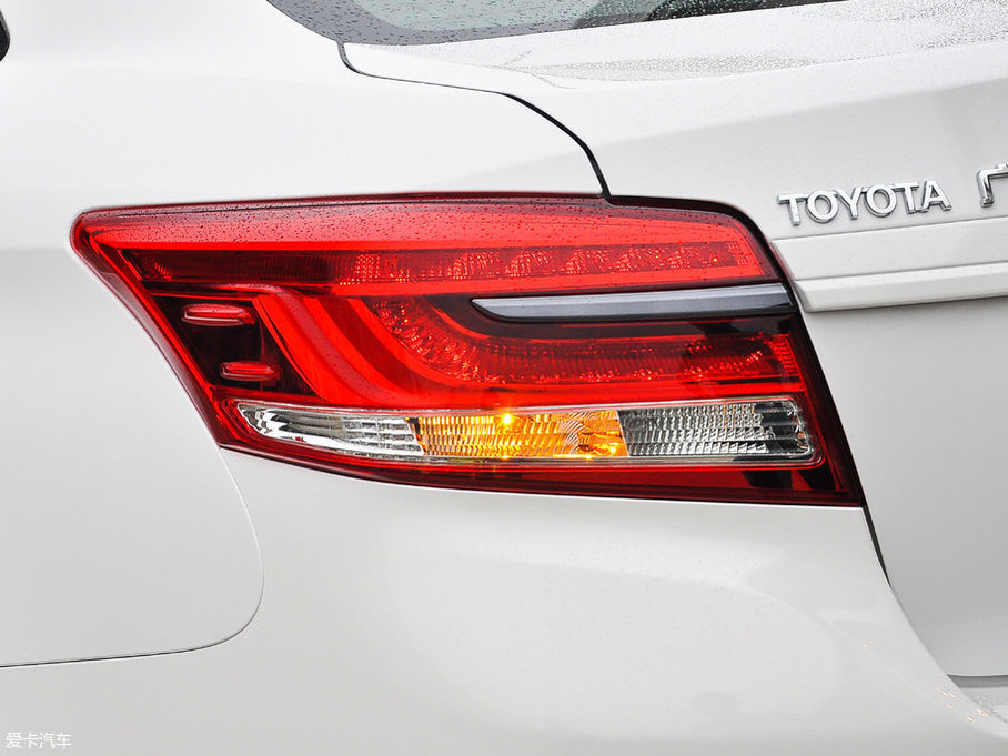 2017YARiS L  1.5G CVTń촰