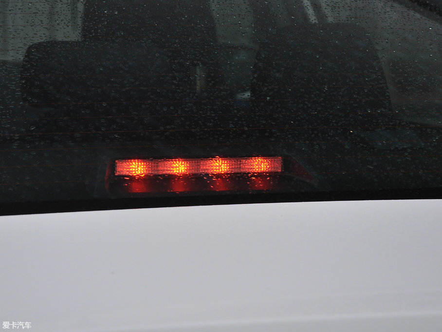 2017YARiS L  1.5G CVTń(dng)촰