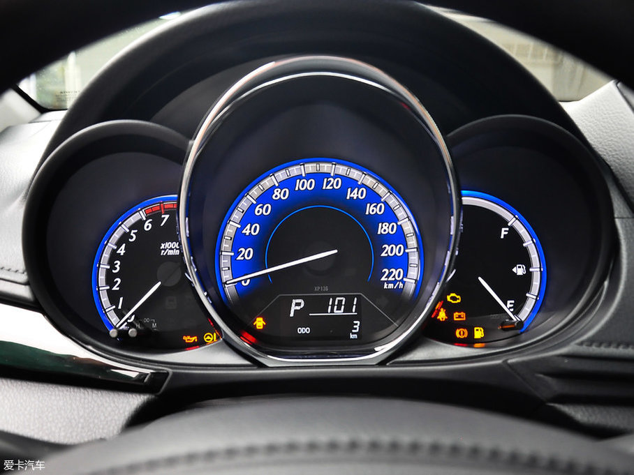 2017YARiS L  1.5G CVTń촰