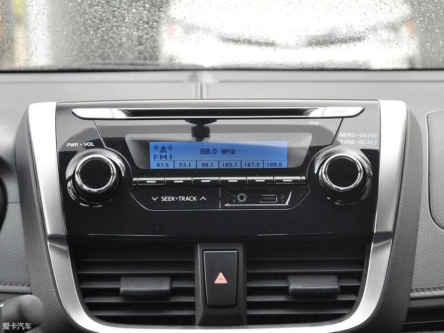 2017YARiS L  1.5G CVTń(dng)촰