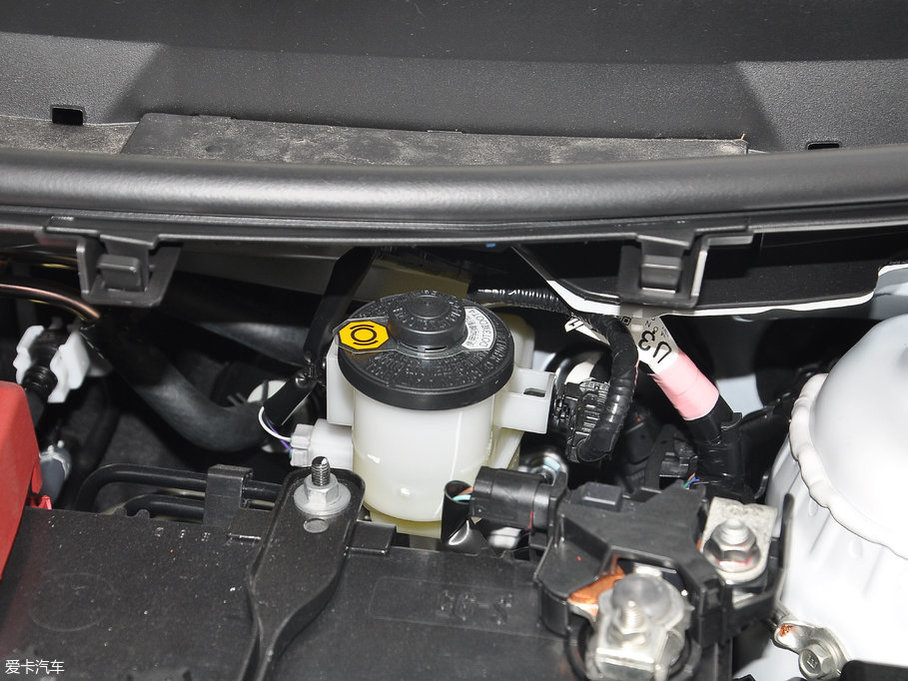 2017YARiS L  1.5G CVTń(dng)촰