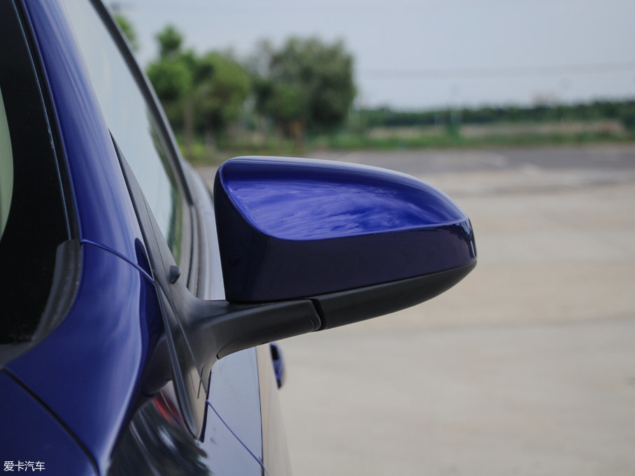 2017YARiS L  1.5GS CVTJӰ