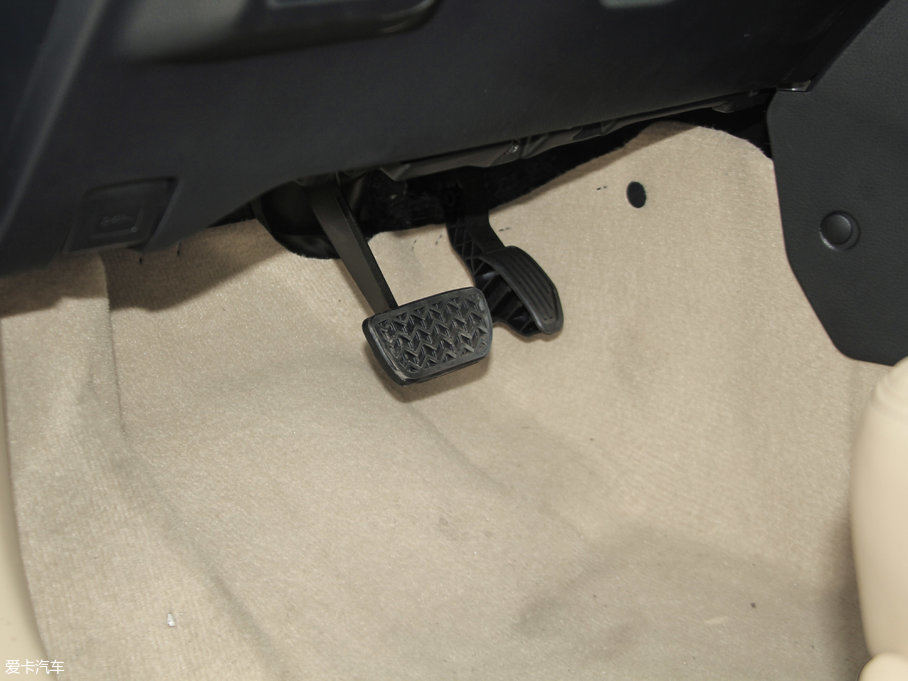 2017YARiS L  1.5GS CVTJ(dng)