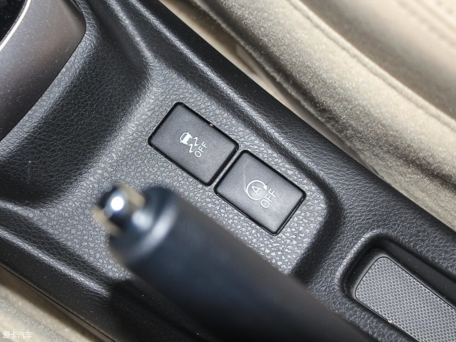 2017YARiS L  1.5GS CVTJӰ