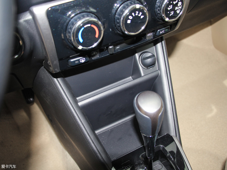 2017YARiS L  1.5GS CVTJӰ