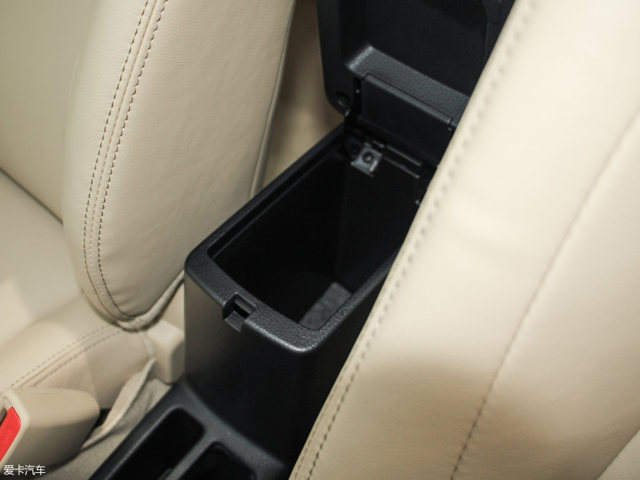 2017YARiS L  1.5GS CVTJӰ