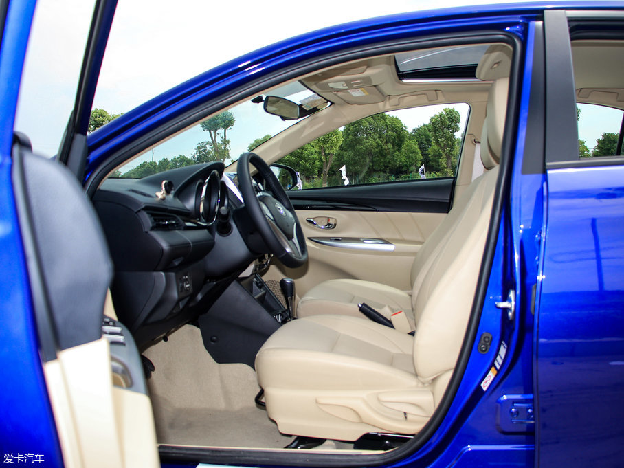 2017YARiS L  1.5GS CVTJӰ