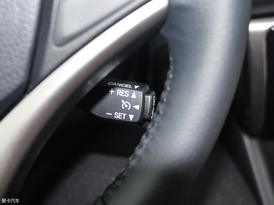 2017YARiS L  1.5GS CVTJӰ