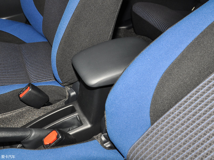 2017YARiS L  1.5G CVTńӰ