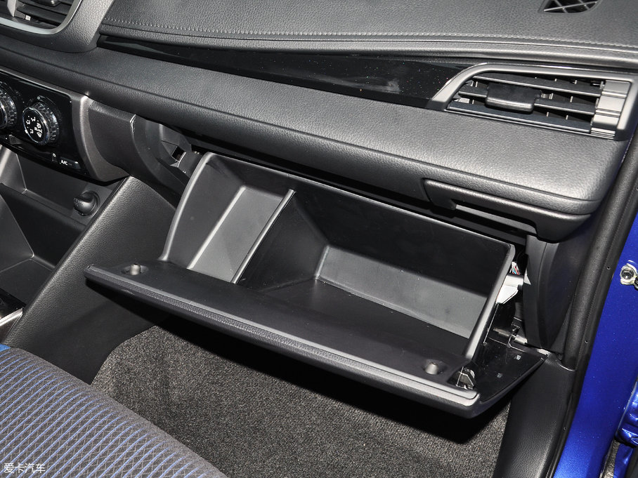 2017YARiS L  1.5G CVTńӰ