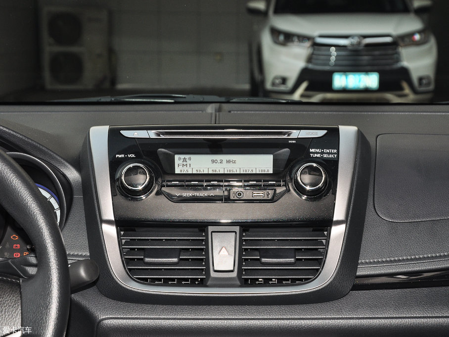 2017YARiS L  1.5G CVTńӰ