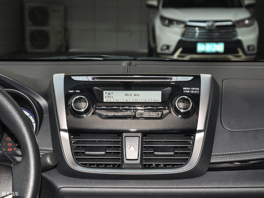 2017YARiS L  1.5G CVTńӰ