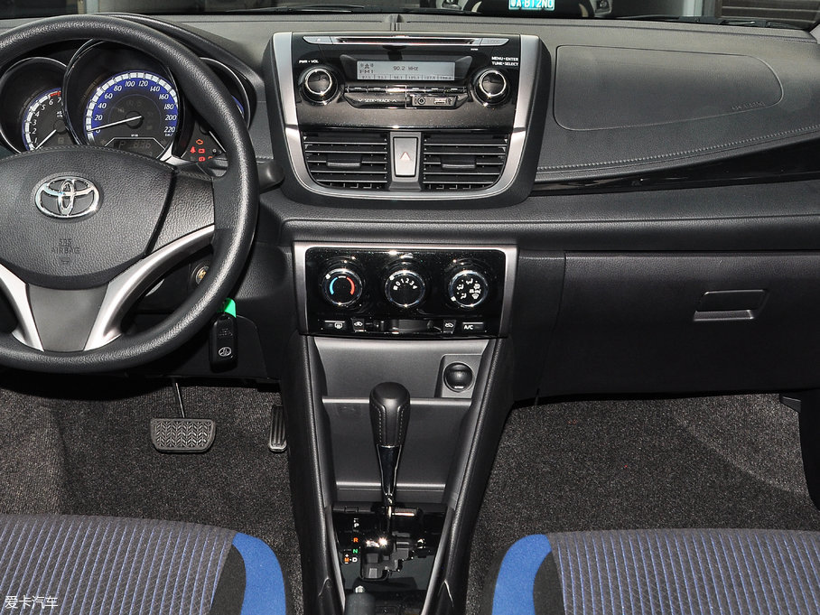 2017YARiS L  1.5G CVTńӰ