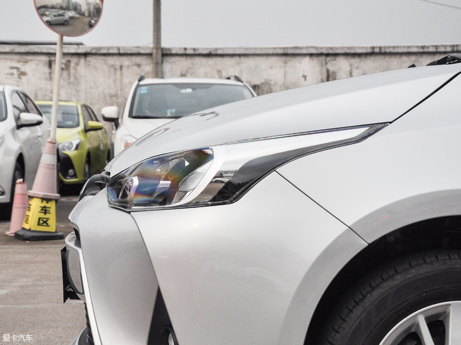 2017YARiS L  1.5G CVTńӰ