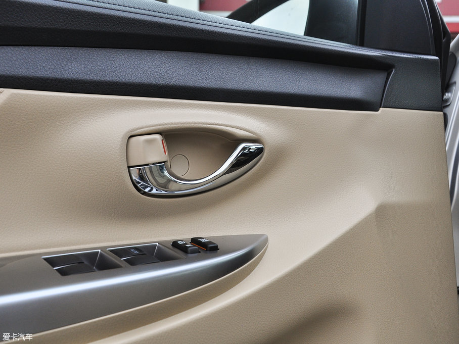 2017YARiS L  1.5G CVTńӰ