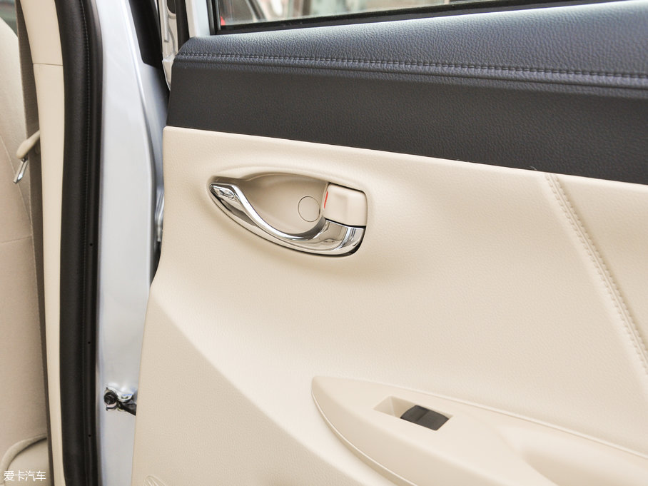 2017YARiS L  1.5G CVTńӰ