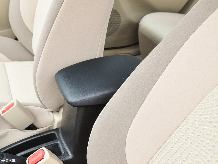 2017YARiS L  1.5G CVTńӰ