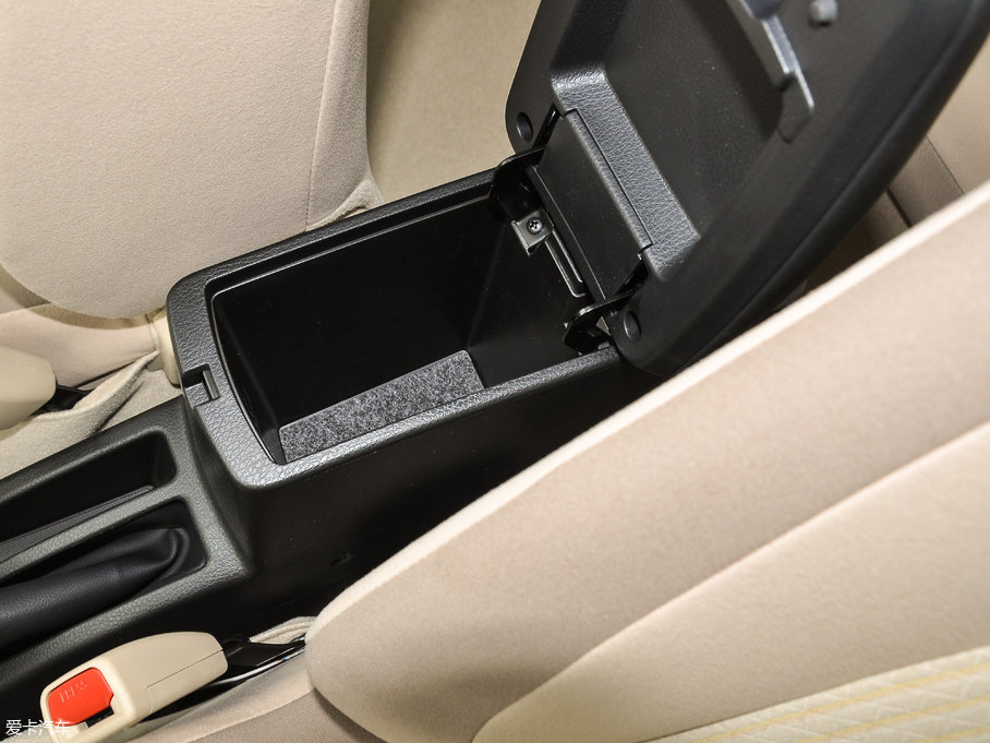 2017YARiS L  1.5G CVTńӰ