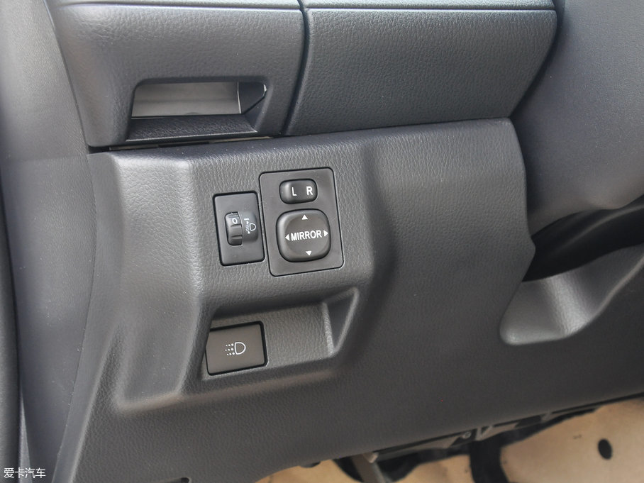 2017YARiS L  1.5G CVTń(dng)