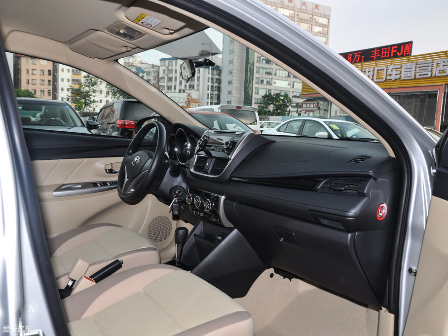 2017YARiS L  1.5G CVTńӰ