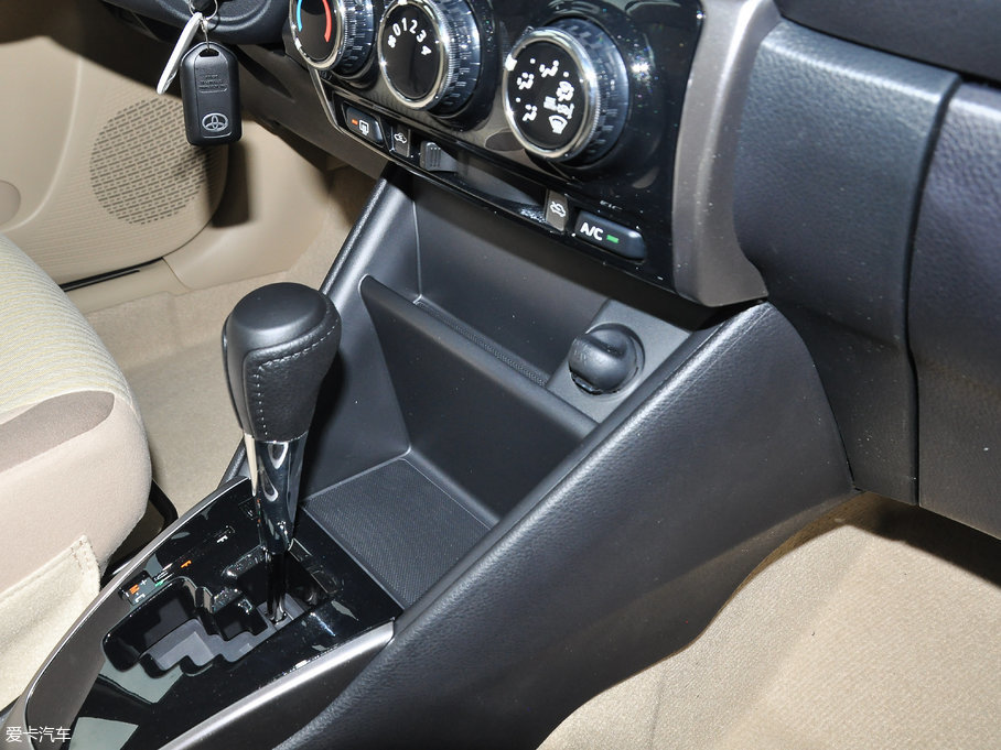 2017YARiS L  1.5G CVTńӰ