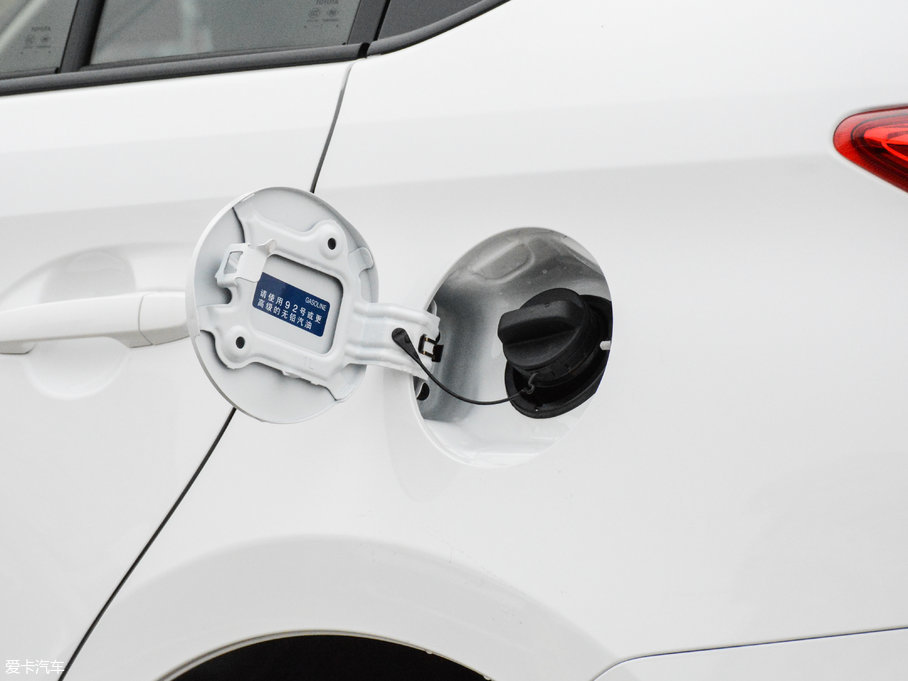 2017YARiS L  1.5G CVTńӰ