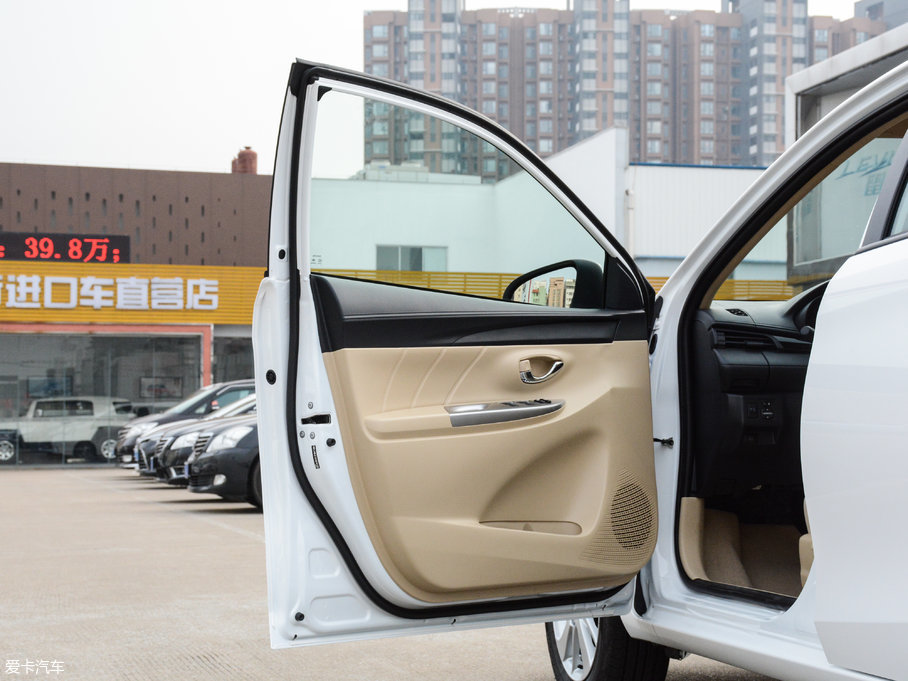 2017YARiS L  1.5G CVTńӰ