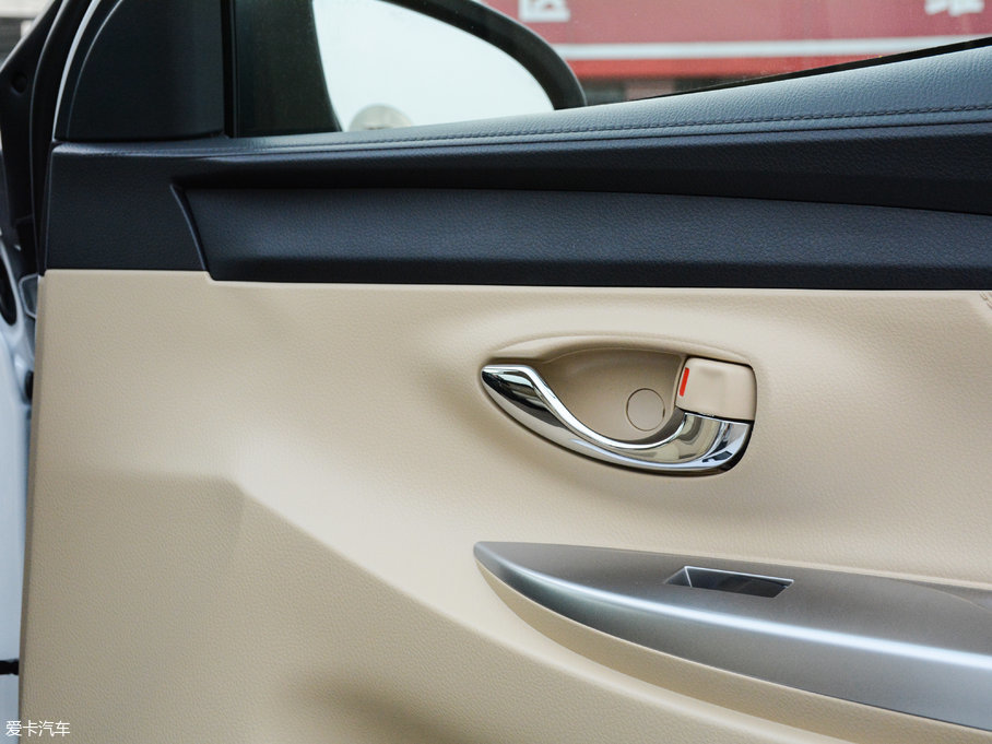 2017YARiS L  1.5G CVTńӰ