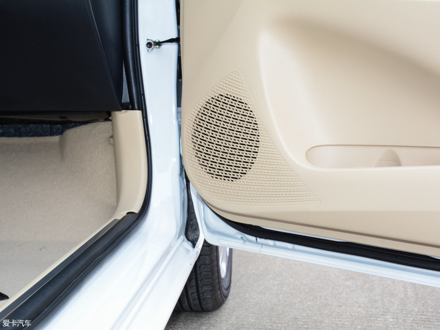 2017YARiS L  1.5G CVTńӰ