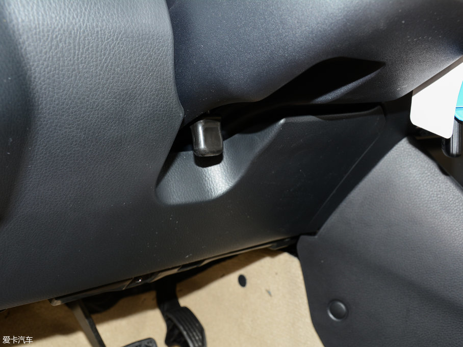 2017YARiS L  1.5G CVTńӰ