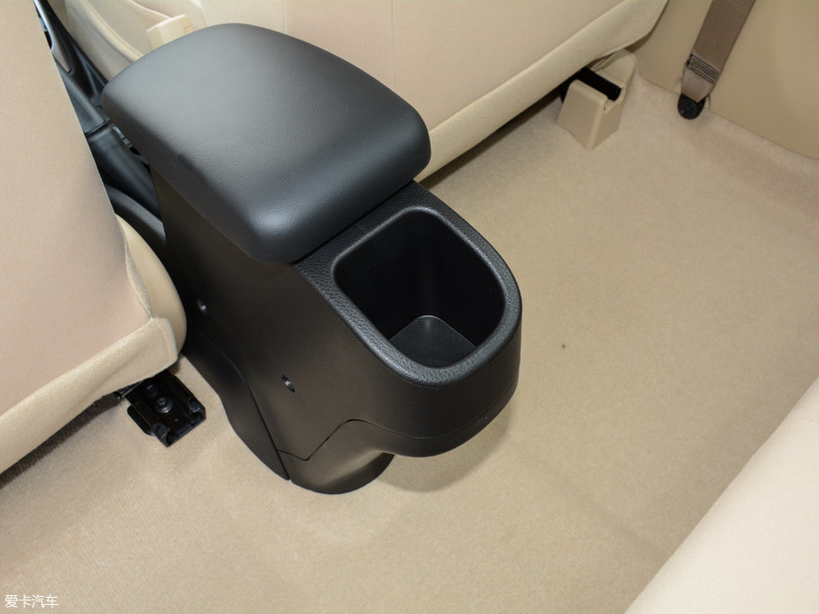 2017YARiS L  1.5G CVTńӰ