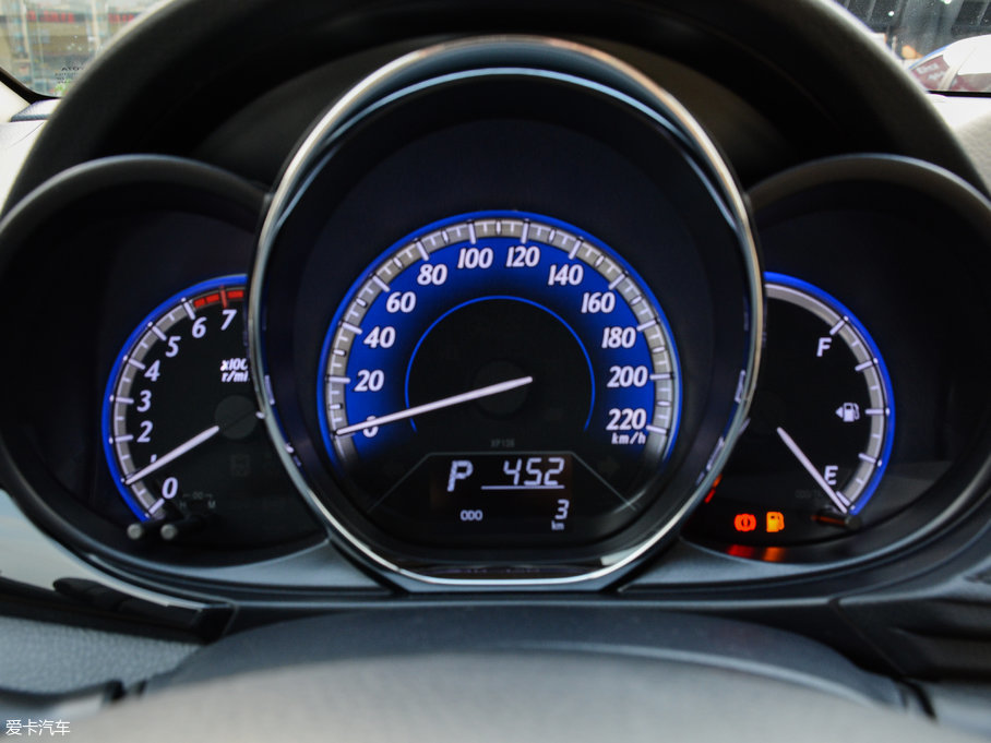 2017YARiS L  1.5G CVTńӰ