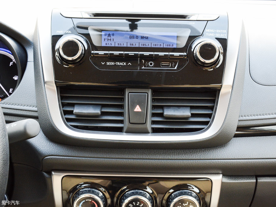 2017YARiS L  1.5G CVTńӰ